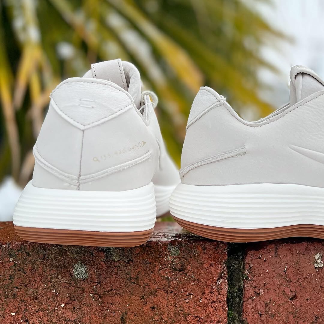 NIKE HYPERDUNK 2017 LOW LMTD EP ナイキ ハイパーダンク 2017 【MEN'S