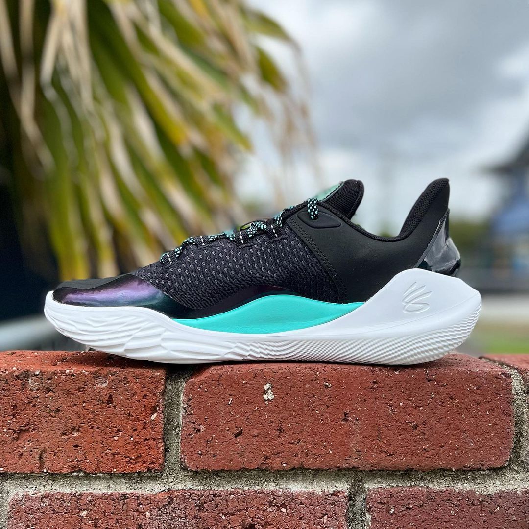 UNDER ARMOUR CURRY 11 アンダーアーマー カリー 11 【MEN'S】 white