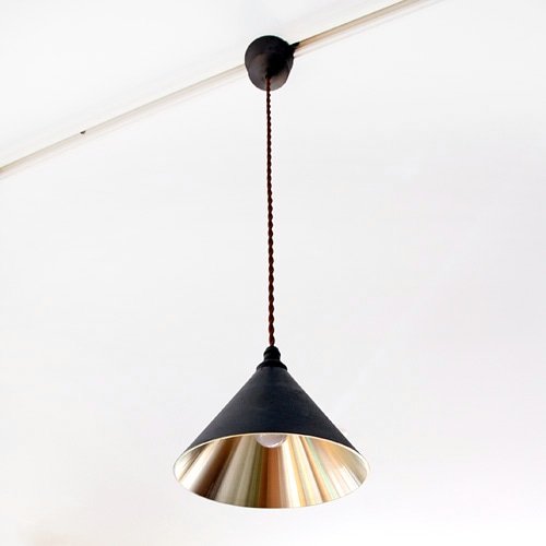 FUTAGAMI真鍮のペンダントランプ鋳肌・円錐 削り出し仕上げ 黒ムラ