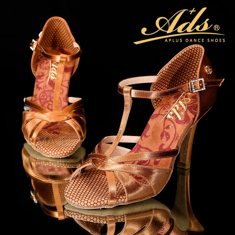 痛くない ラテンシューズ 女性用｜社交ダンスシューズ専門 MAJEST