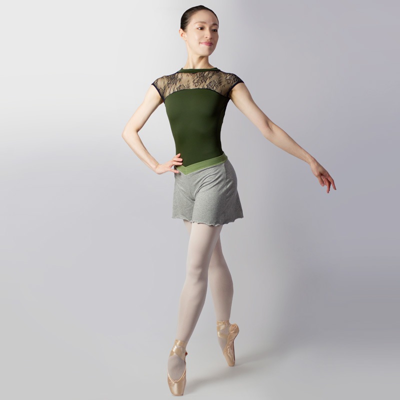 クロワゼvol.85〉掲載商品 プロフェッショナルコレクション タンク