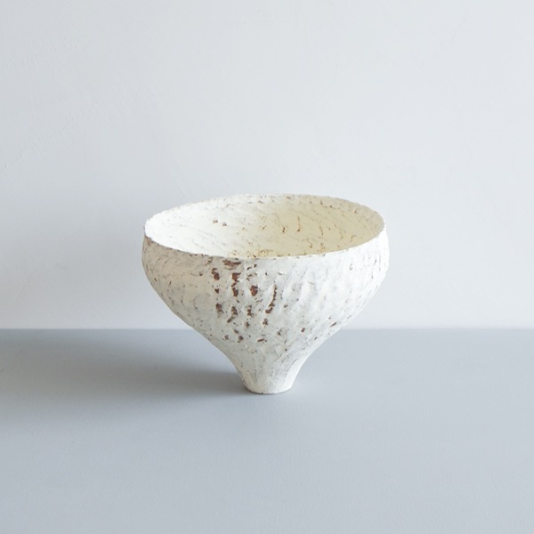 二階堂明弘 手びねり花器（白） H15.5cm