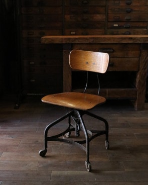 Toledo Stool ｜トレドスツール