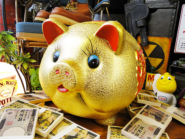 金運財運を招く縁起のいい金のブタさん 貯金箱 特大サイズの通販・販売