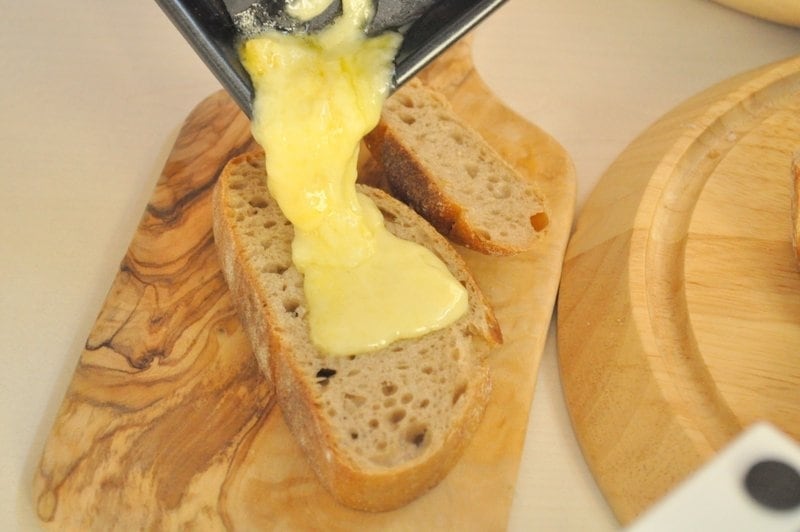 スイス産ラクレット(1kg)ハイジのチーズ！ | すべての商品 | Cheese Honey