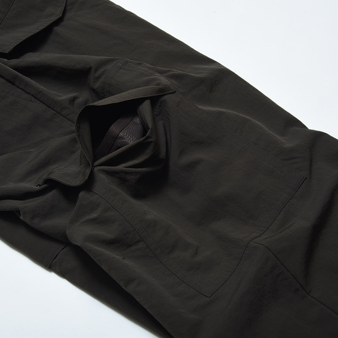 charbon / LIMONTA NYLON CARGO LONG PANTS BROWN