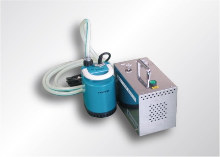 飲めるゾウRO｜手動式 | 非常用浄水器「飲めるゾウRO」 | コッくん