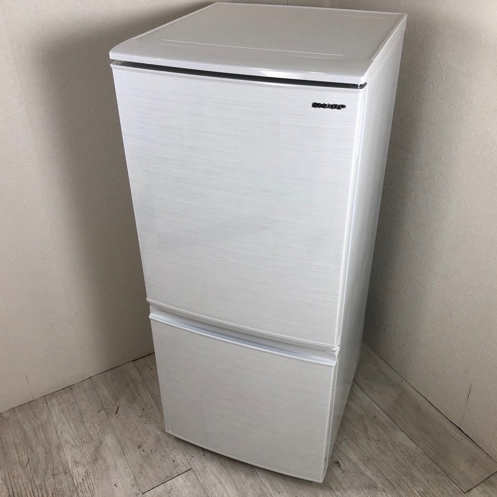 中古 137L つけかえどっちもドア 2ドア冷蔵庫 シャープ 2018年～2019年