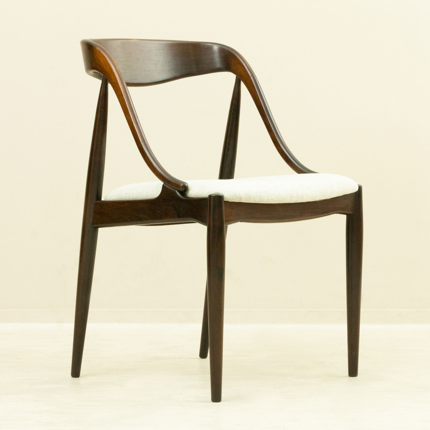 ヨハネスアンダーセン ダイニングチェア ローズウッド 北欧