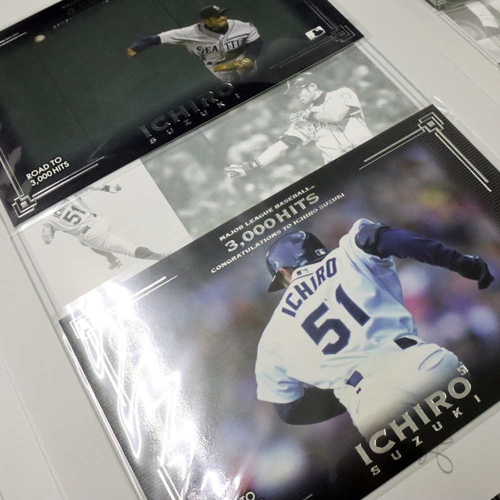 Major League Baseball イチロー選手 3000本安打 達成記念 ブック