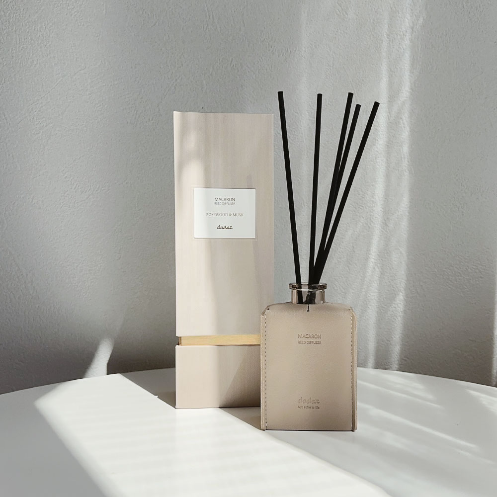 リードディフューザー マカロン＜ROSEWOOD＆MUSK＞