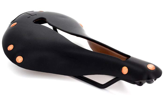 セラ アナトミカ Selle ANATOMICA Xシリーズ WaterShedウォーター