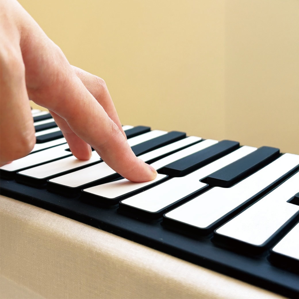 20曲内蔵ロールアップピアノ 88鍵盤｜ファミリー・ライフ公式通販