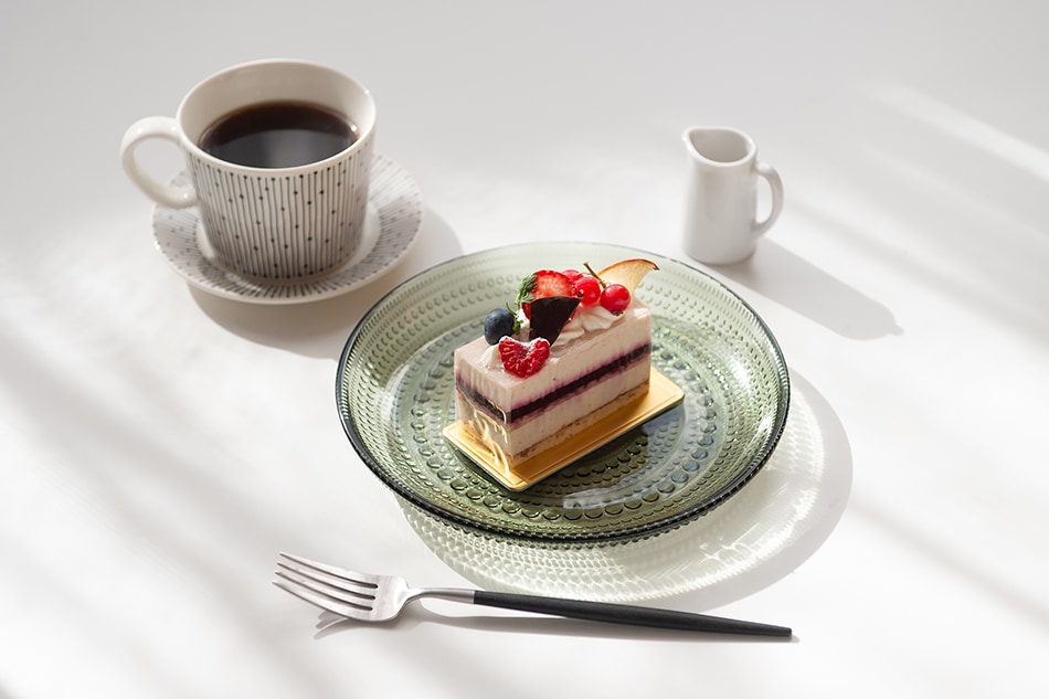 カステヘルミ プレート（イッタラ／iittala） フリーデザイン ｜ 北欧