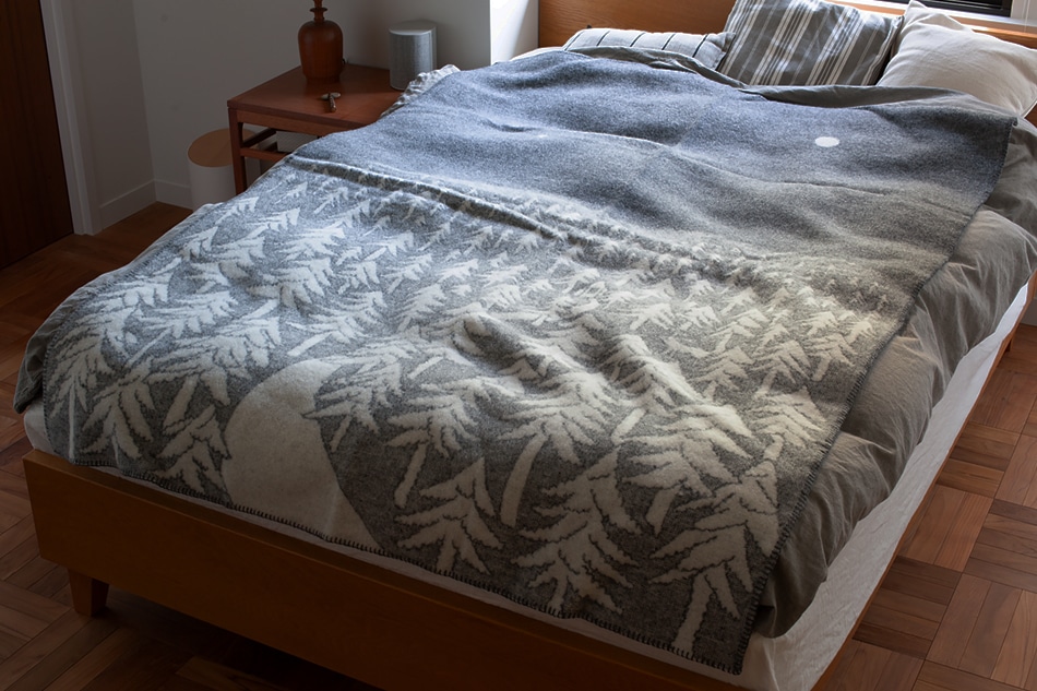 ハウスインザフォレスト／HOUSE IN THE FOREST ウールブランケット