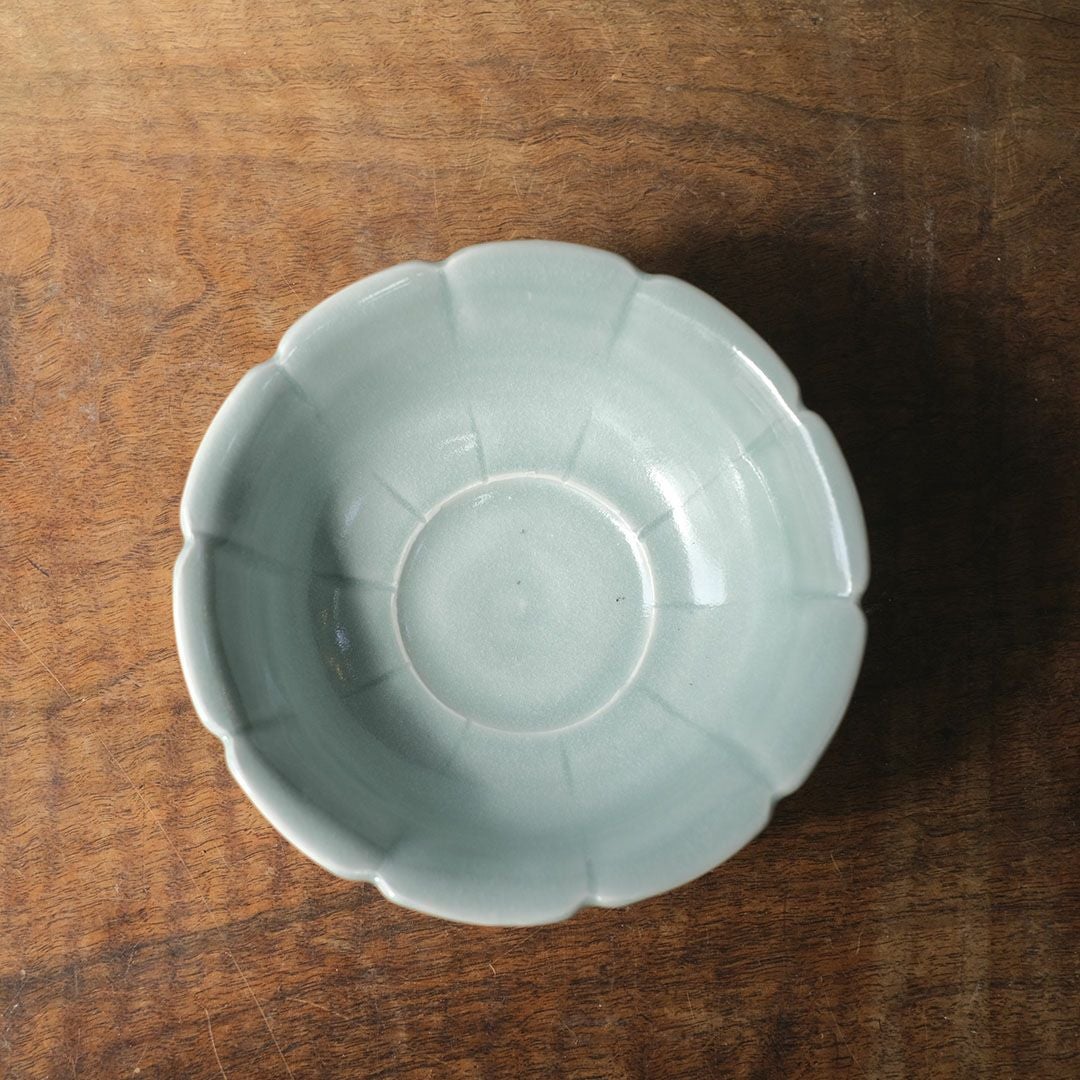 岡泰造 トルコ青釉 中鉢 瀬戸焼 和食器 フラワーリムボウル の通販