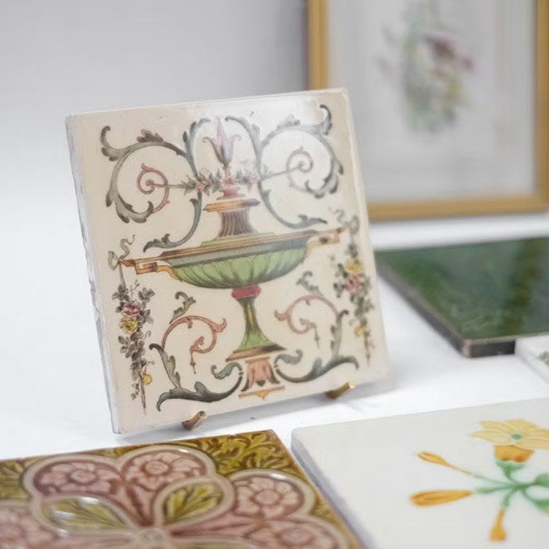 アンティークタイル ヴィクトリア時代 手作りの陶器タイル イギリス