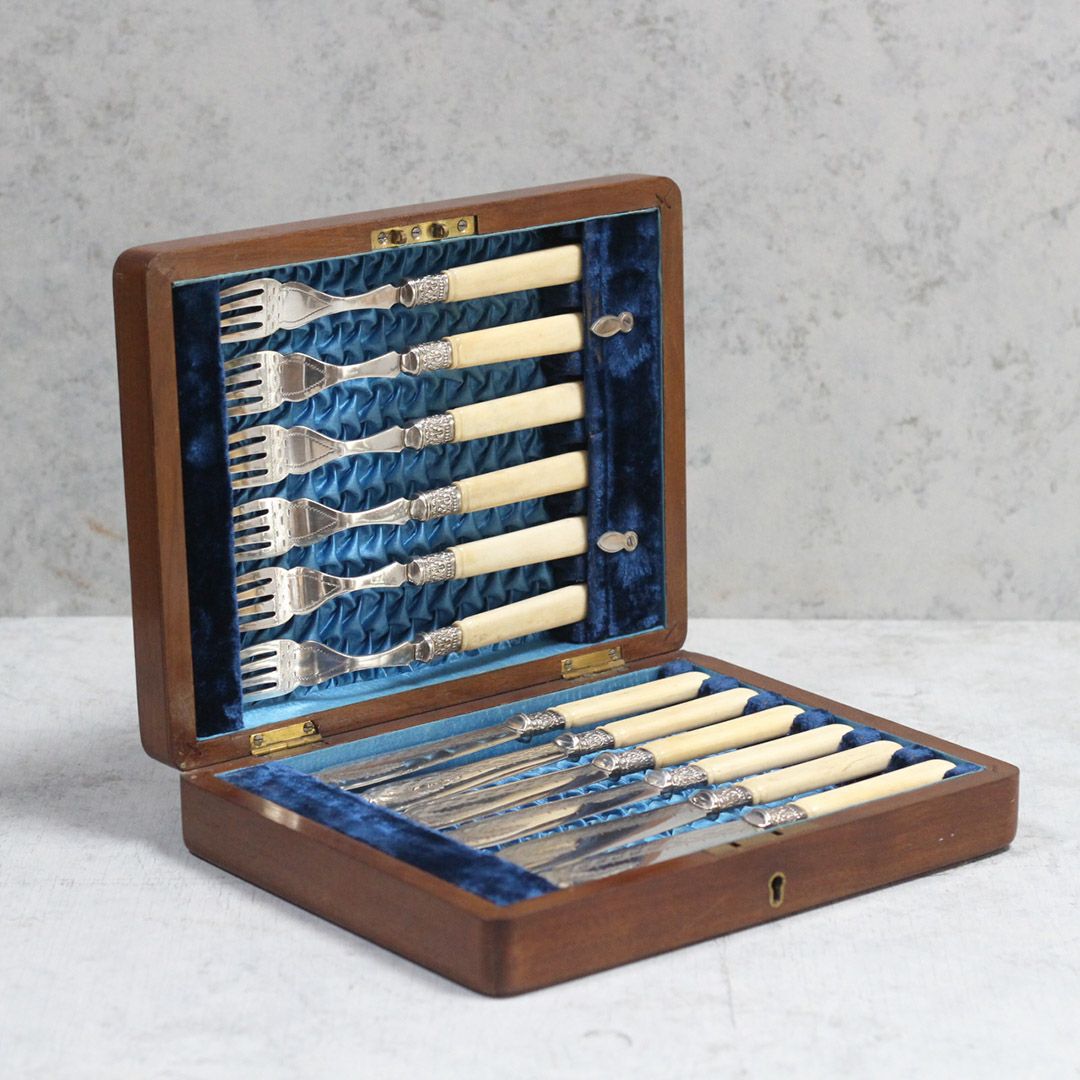 アンティークカトラリーセット フィッシュナイフ&フォーク 象牙風