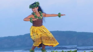 フラダンスの基本は肩のライン！水平キープを意識しましょう。 | 銚子