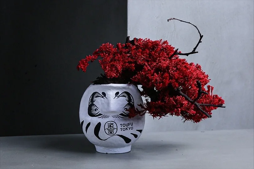 枯れた盆栽に新たな命を吹き込むアート「RE BONSAI™」、伊勢丹新宿店