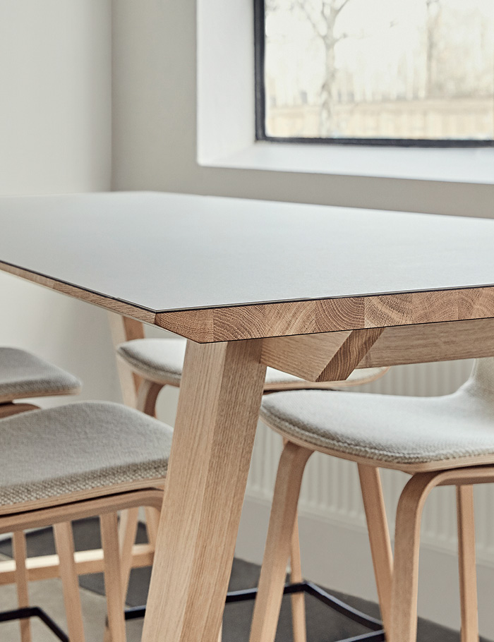 Bar Table Wood - Magnus Olesen