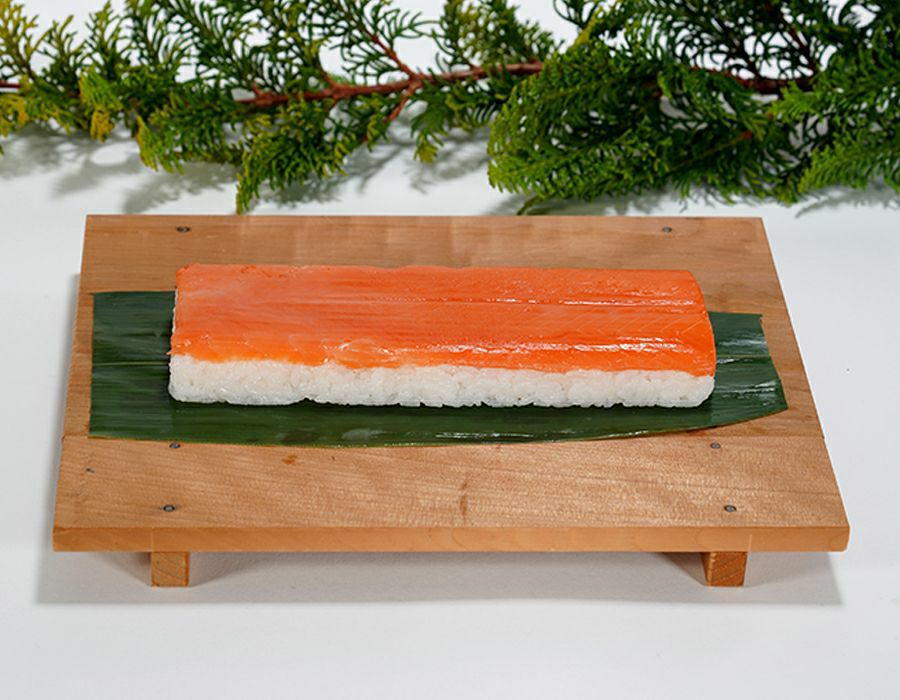 ます棒寿司（ナイフ付き） | ます寿司屋ヒロ助 本店