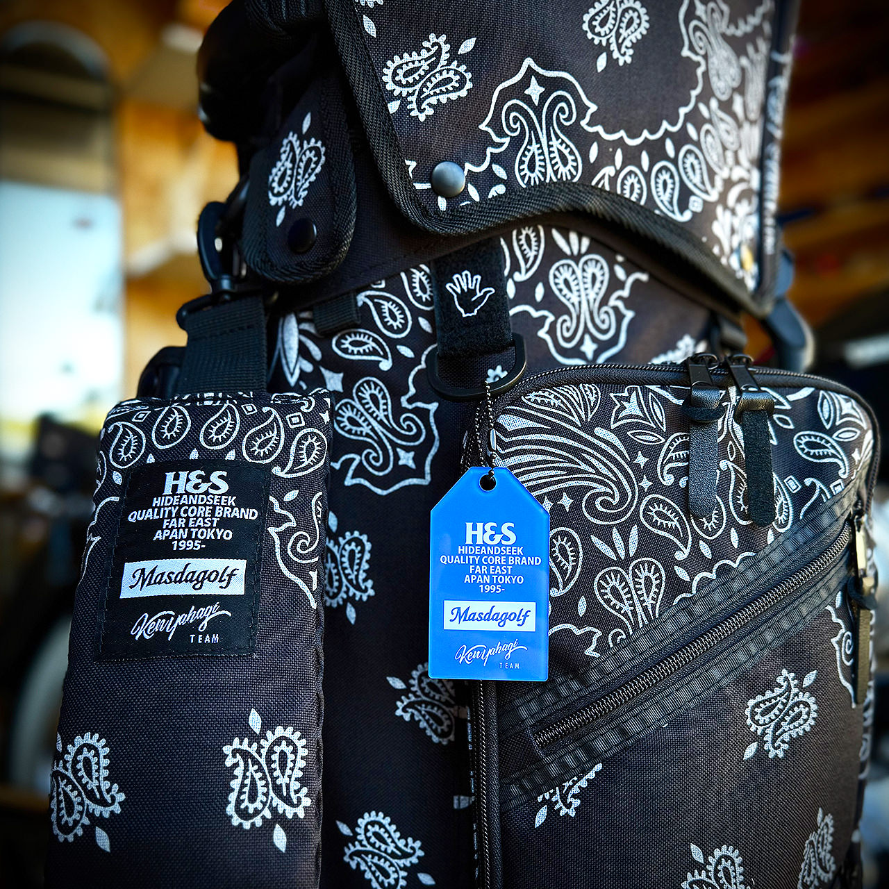 HideandSeek』 × 『MasdaGolf』 × 『KenYahagi』 コラボキャディバッグ