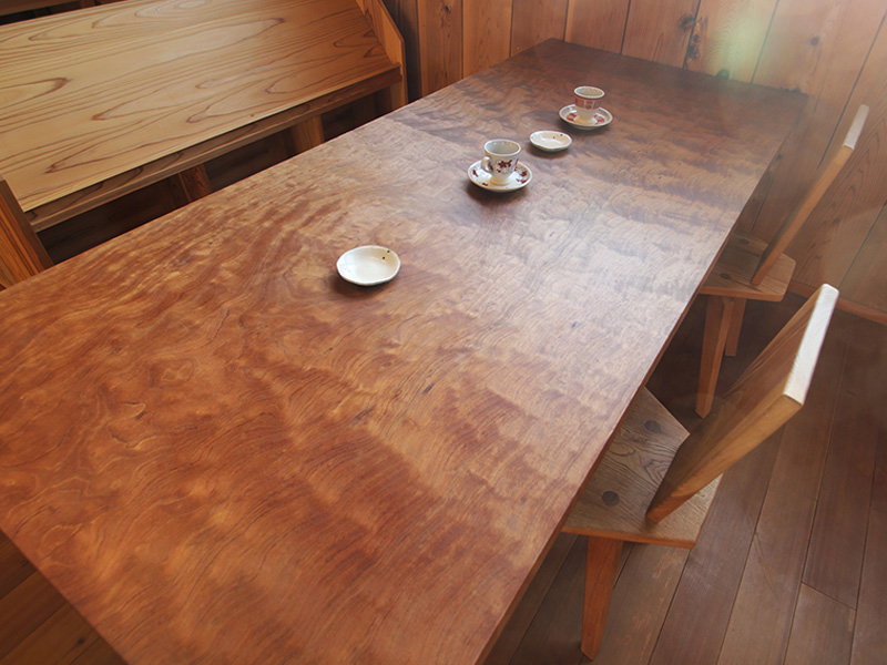 ブビンガのダイニングテーブル（2000×900×680mm） | 松田木材 富山の