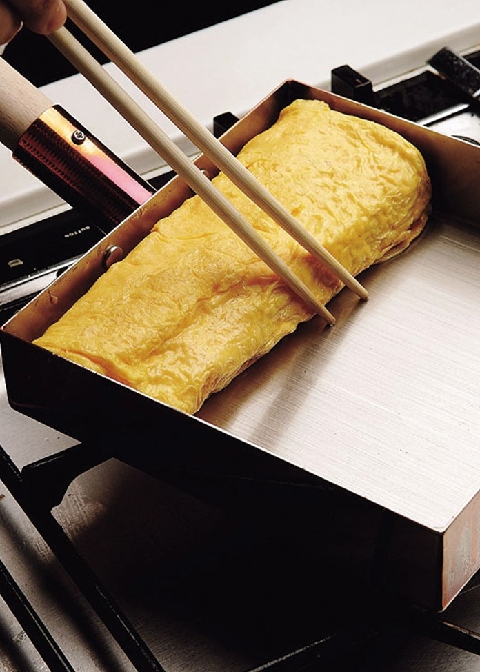 dancyu（ダンチュウ）】純銅玉子焼 18×18cm（木蓋付）: 雑貨｜オン