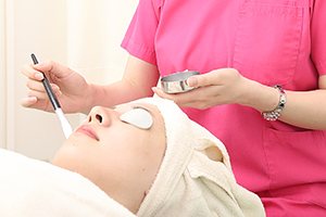 バイオニックセルサー（イオン導入） | 美容皮膚科沖縄マリア