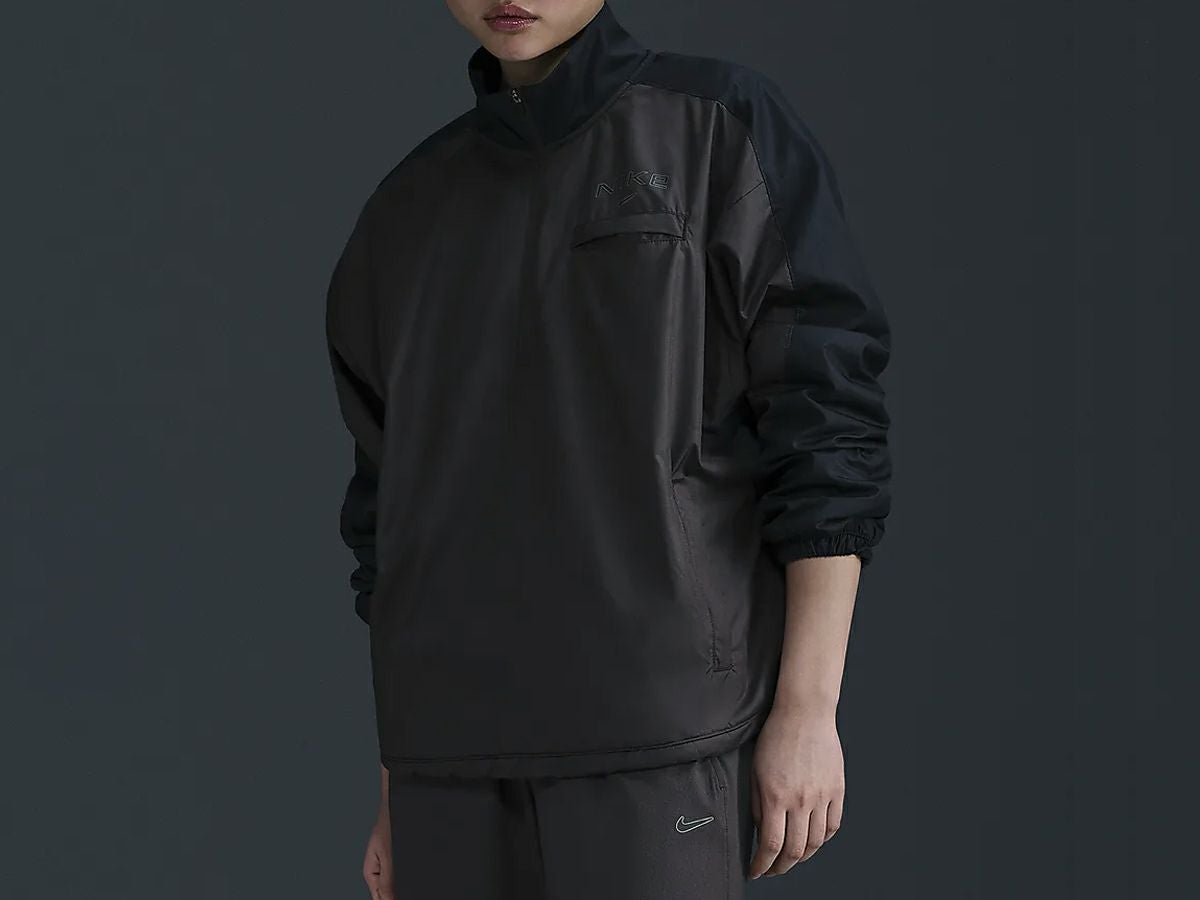 ナイキ NIKE ランニングジャケット レディース ブラック 黒 スポーツ