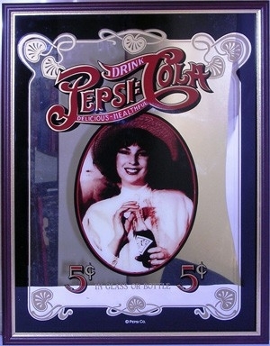 パブミラーで苦戦中 【鏡 装飾 店名入り】｜松岡順子