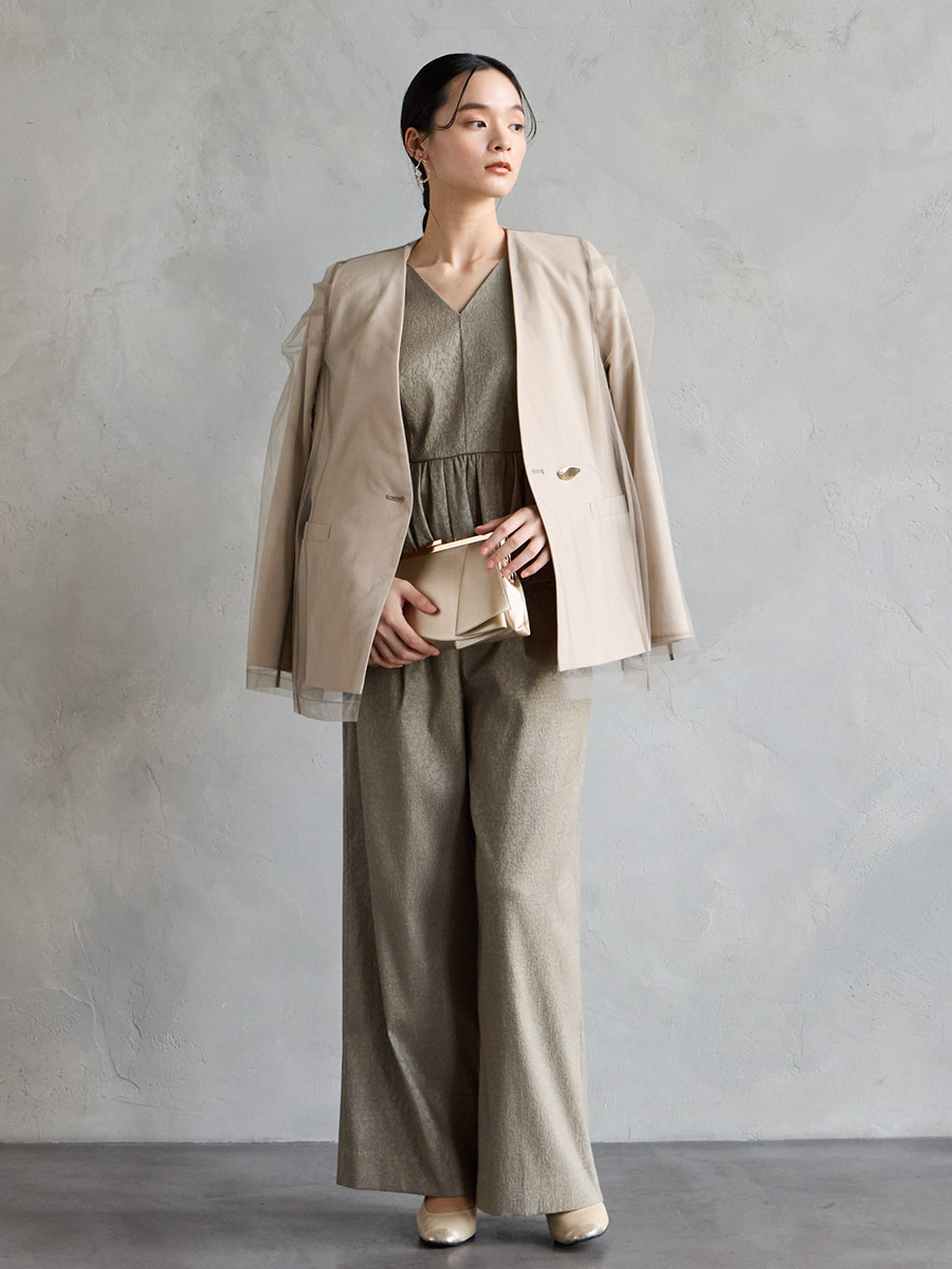 ふくれジャカードVネックペプラムブラウス×ハイウエストパンツ