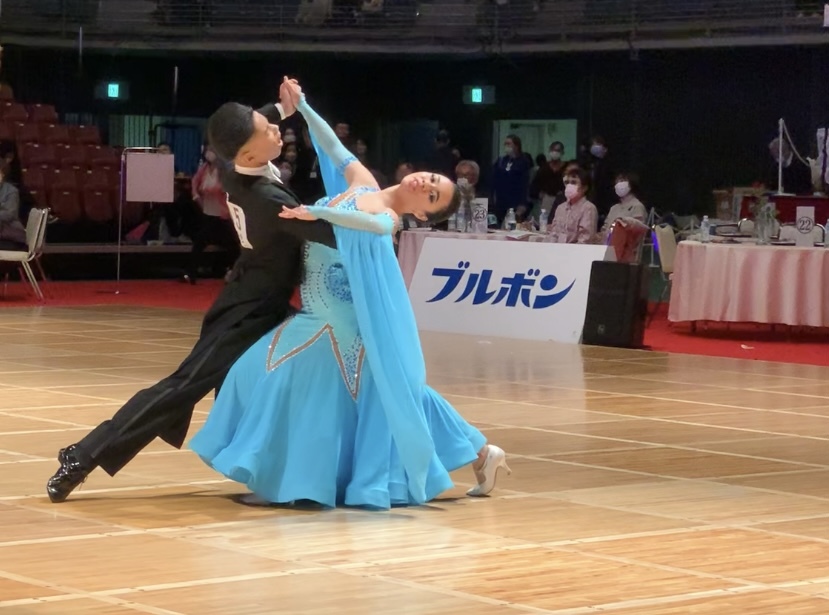 ホワイトン謙心組特集ページ - 町田市ダンススポーツ連盟 公式サイト