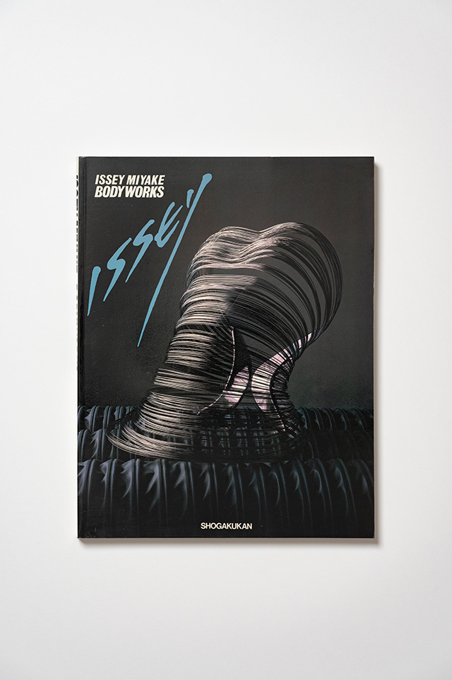 BIBLIOGRAPHY | MIYAKE DESIGN STUDIO official site