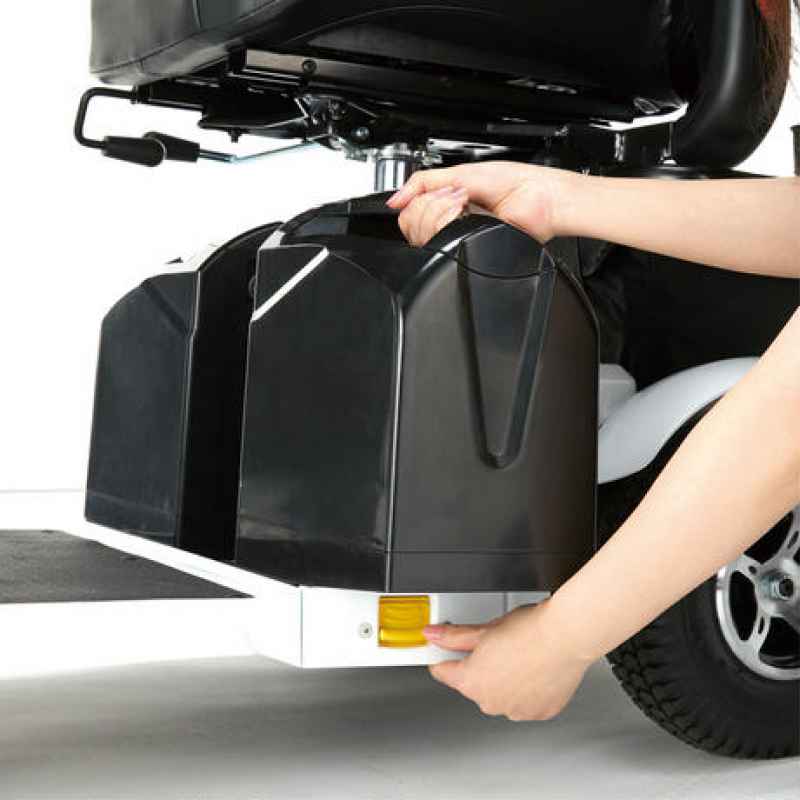 免許なしで乗れる!ハンドル形電動車いす S747 | フランスベッド【品番