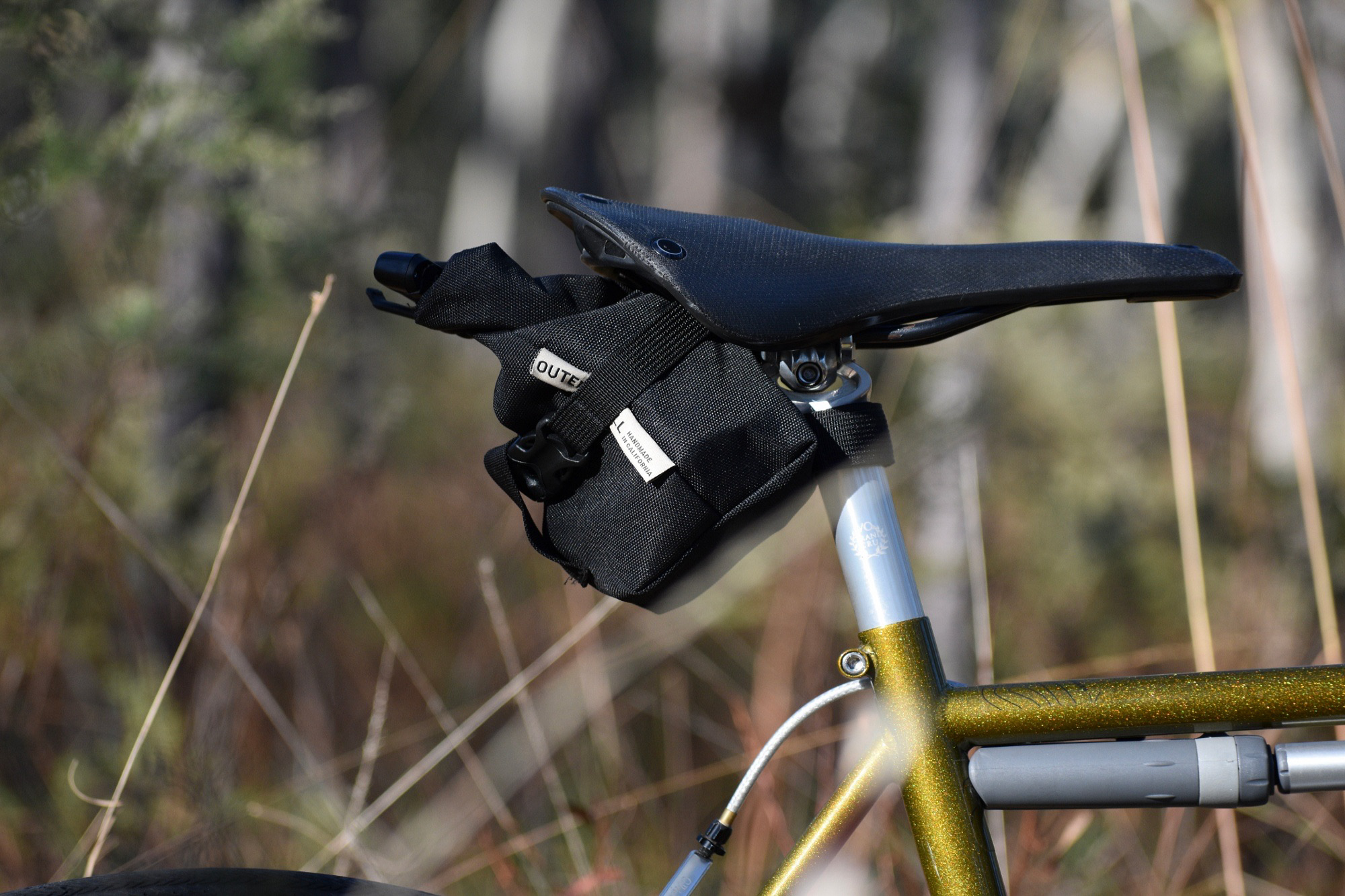 Outer Shell Drawcord Handlebar Bag and Rolltop Saddle Bag Review