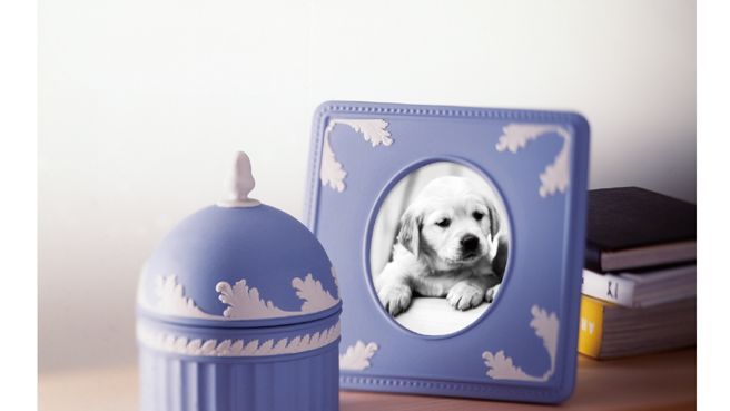 ウェッジウッド不朽の名作「ジャスパー」が復活！ | Vogue Japan