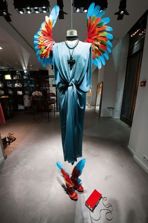 ランバン」のアルベール・エルバスのファンタジックなラブとエスプリが