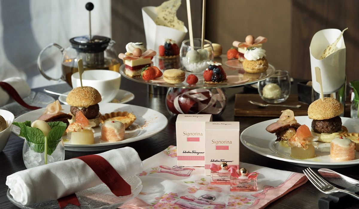 サルヴァトーレ フェラガモ」の新作「シニョリーナ イン フィオーレ