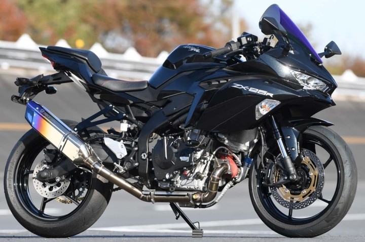 Custom Trick Star Kawasaki ZX-25R Turbo Makes 70PS - ZigWheels