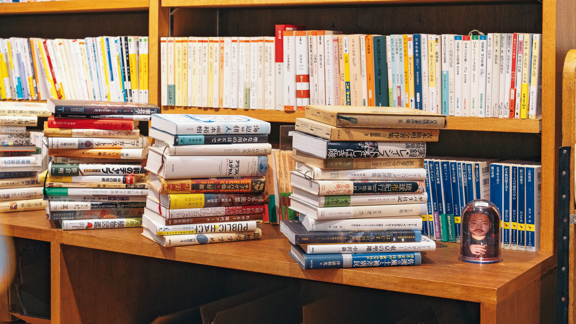 サンプリングして店を作り、DJのように本を並べる。福生の本屋