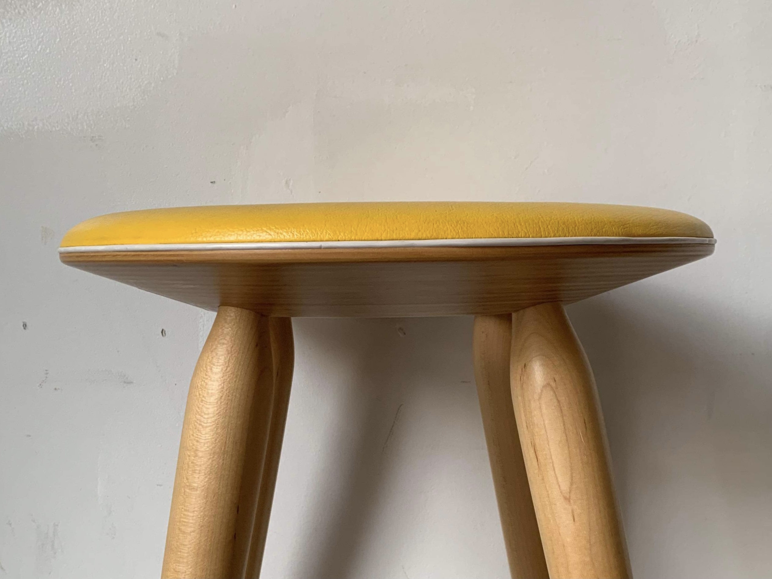 スタッフの商品日記 079 リングスツール | D&DEPARTMENT