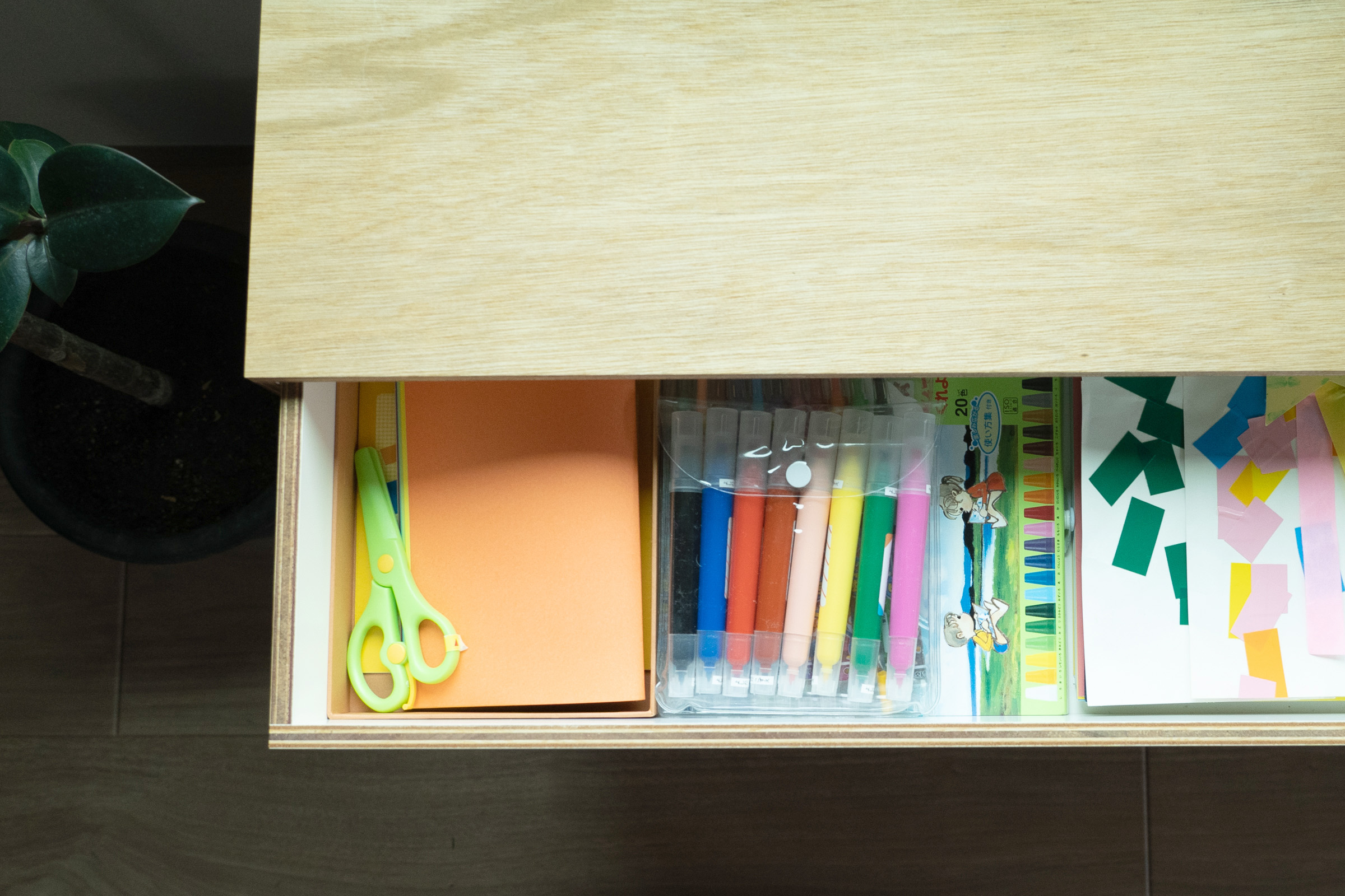 自由につかえる箱型シェルフ LAUAN SHELVES | D&DEPARTMENT