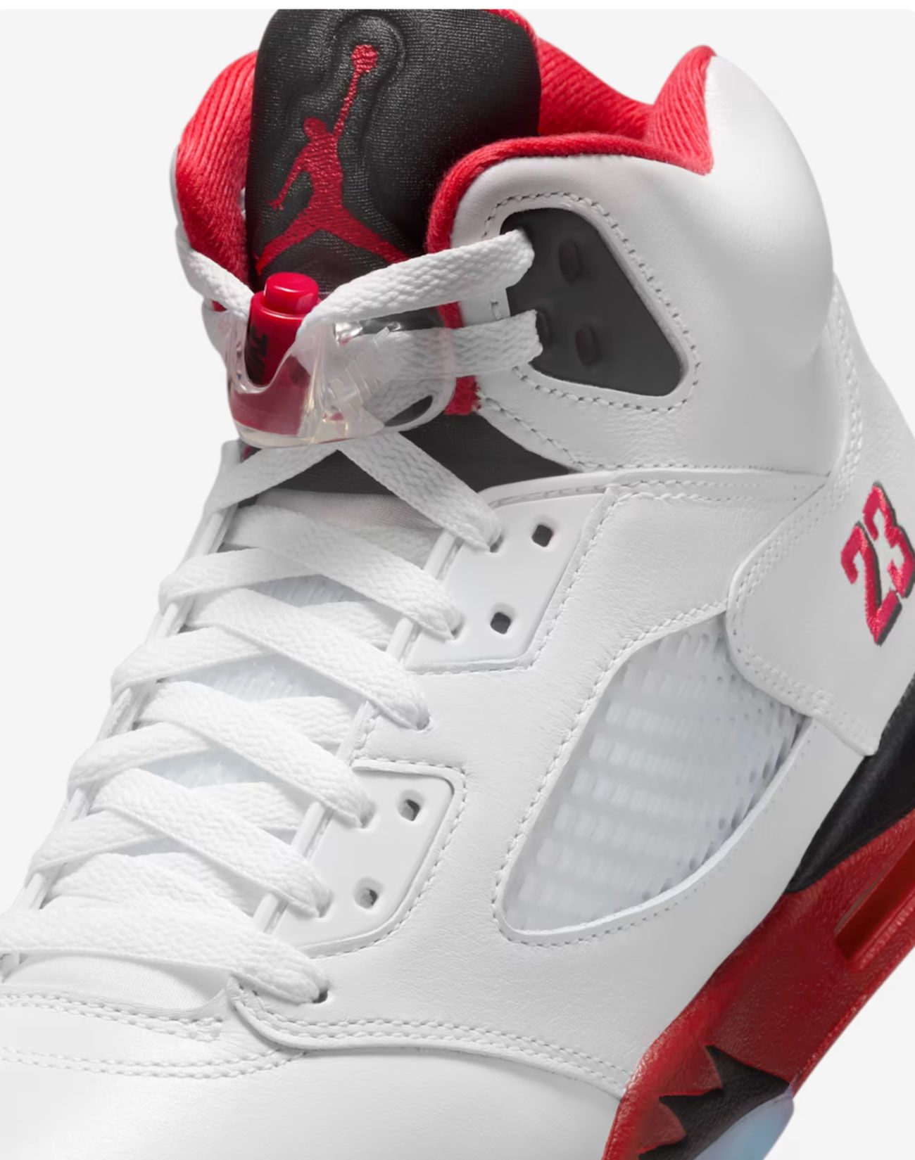 ナイキ「エア ジョーダン 5」の人気カラー、フィヤーレッド 