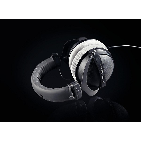 beyerdynamic DT 770 PRO Closed-Back Studio Headphones, 250 Ohms