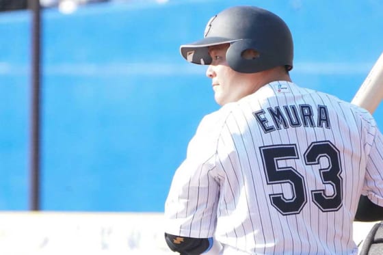 千葉ロッテ江村、9年目捕手のプロ初HRは豪快満弾 ダイヤモンド一周は