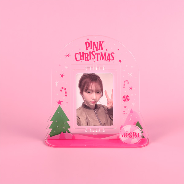 ktown4u.com : aespa - PINK CHRISTMAS ACRYLIC TURNING STAND SET