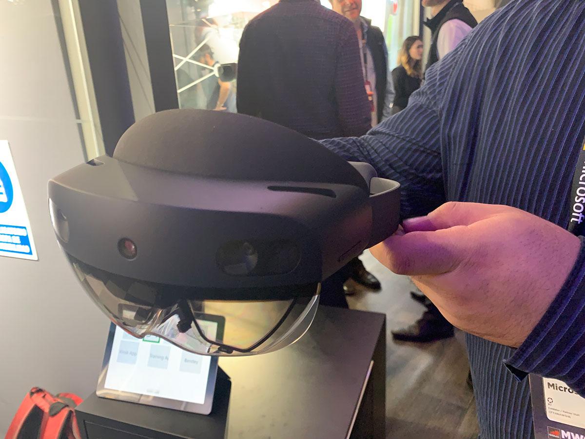 実機解説：新型ARグラス「HoloLens 2」に見るマイクロソフトの野望