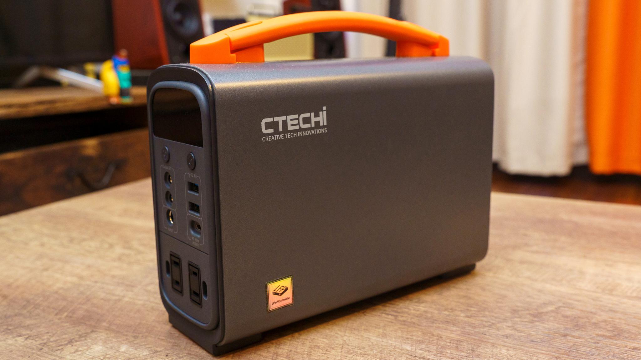 防災・在宅ワークにも使える小型ポータブル電源。セールで2万円以下に